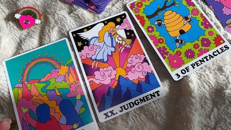 3 questions by tarot